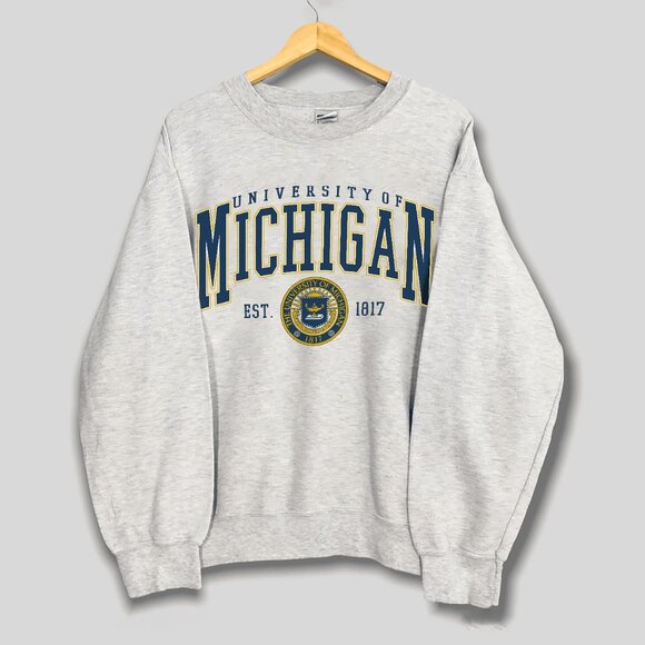 1817 Vintage University Of Michigan Logo Sweatshirt University of Michigan Shirt - Picture 1 of 2